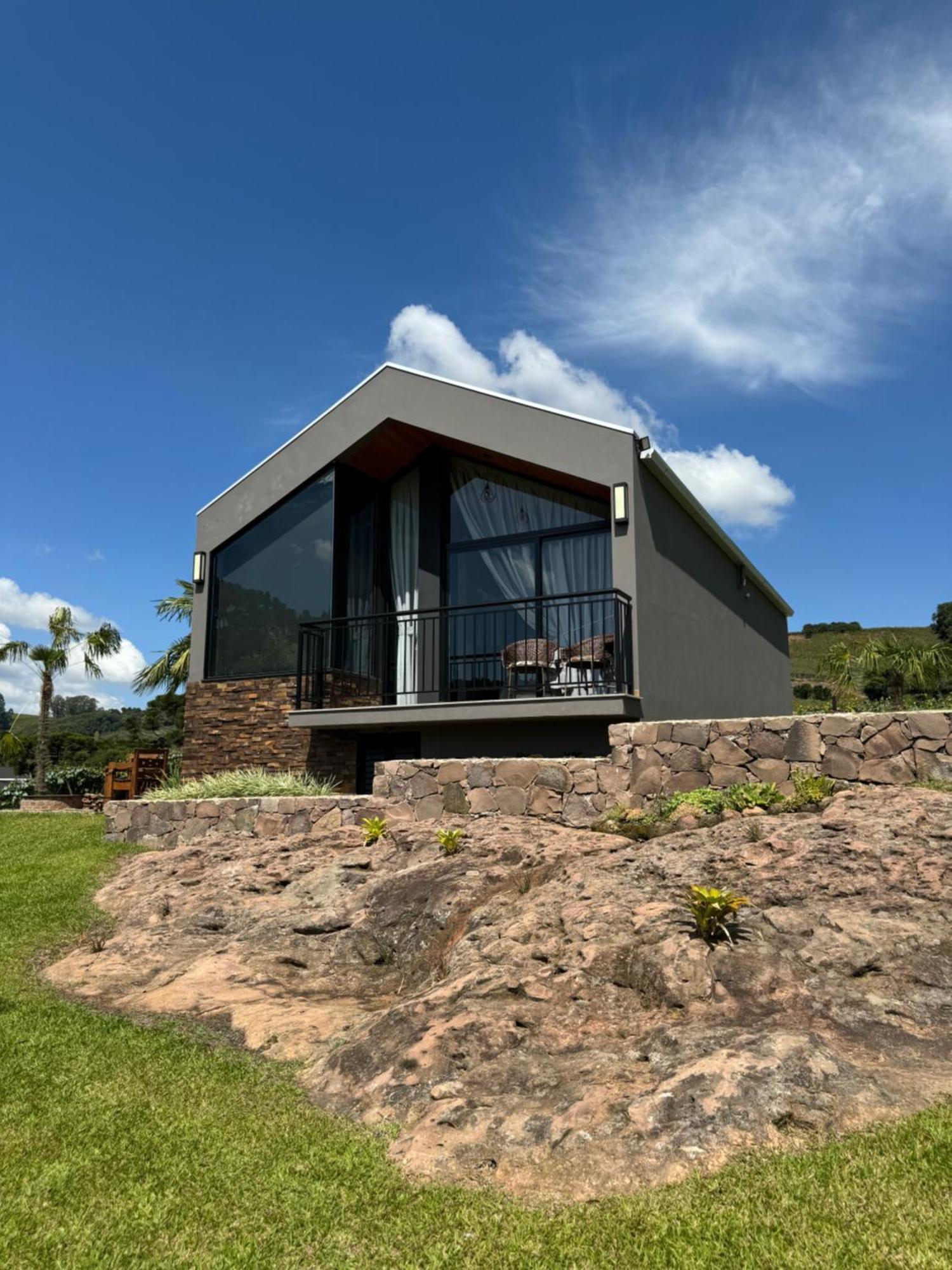 Cabanas Le Vigne Pinto Bandeira Exterior photo